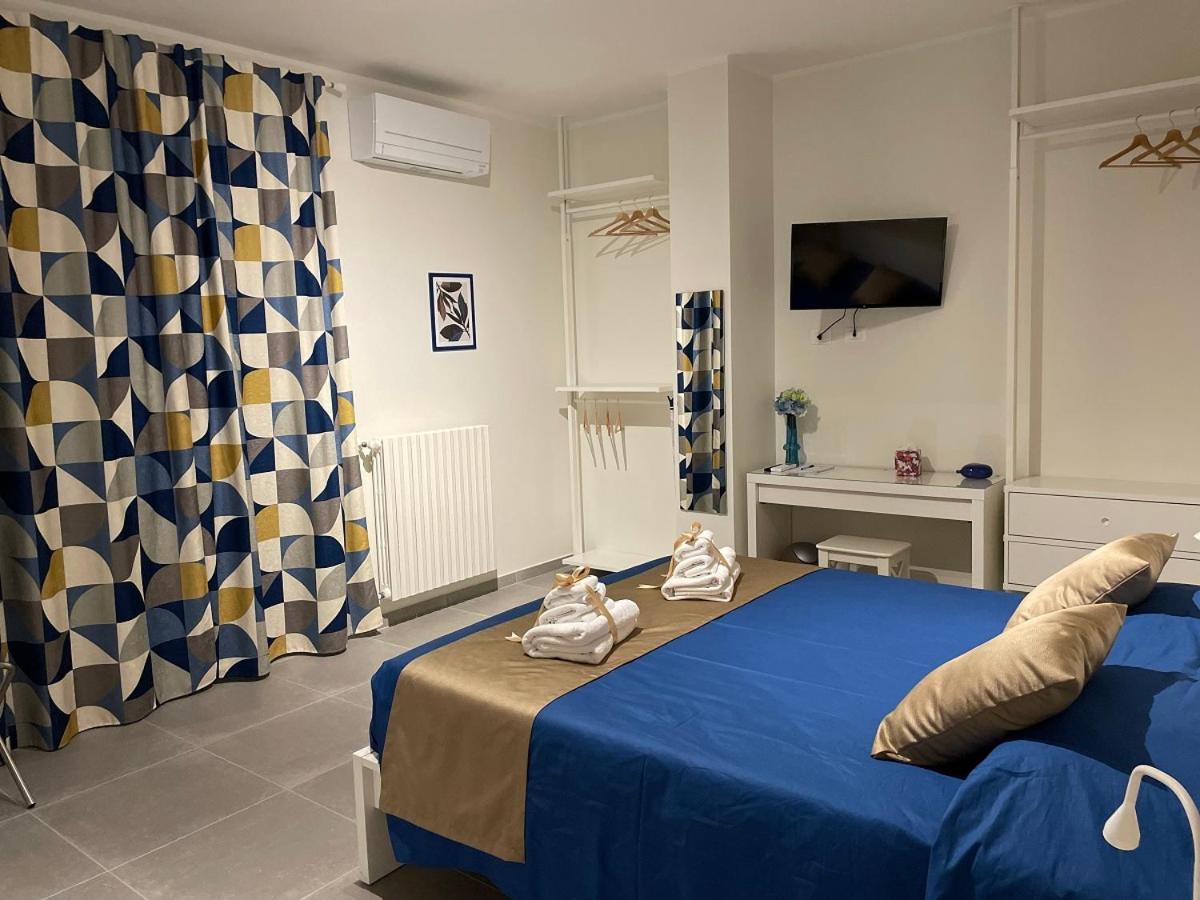 B&B M'Ama Non M'Ama Сантерамо-ин-Колле Экстерьер фото